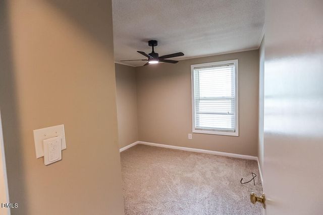923 Spruce Pine Trail 116, Durham, NC 27705