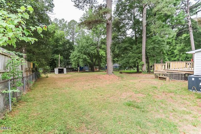 923 Spruce Pine Trail 116, Durham, NC 27705