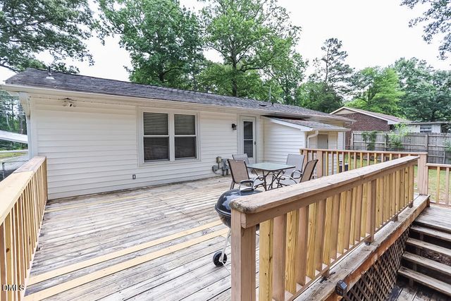 923 Spruce Pine Trail 116, Durham, NC 27705