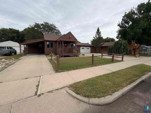438 S Elmwood Ave Avenue, Sioux Falls, SD 57104