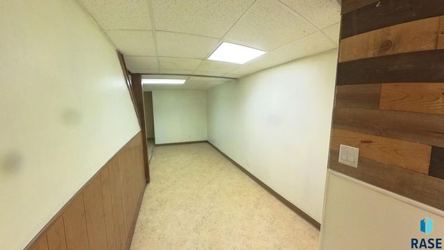 438 S Elmwood Ave Avenue, Sioux Falls, SD 57104