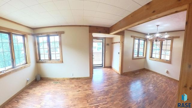 438 S Elmwood Ave Avenue, Sioux Falls, SD 57104