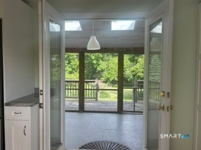 189 South Main Street, East Granby, CT 06026