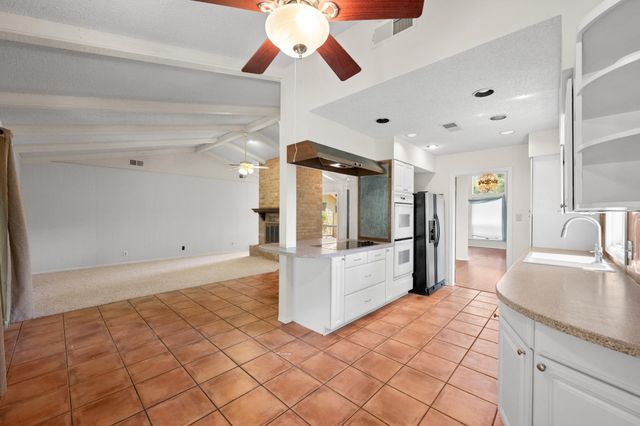 2507 Comburg Castle WAY, Austin, TX 78748