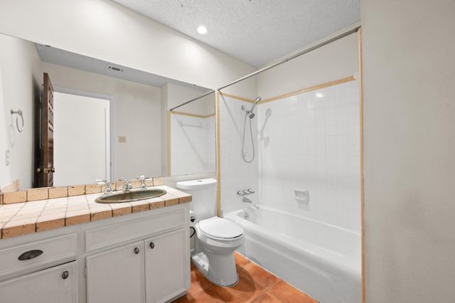2507 Comburg Castle WAY, Austin, TX 78748