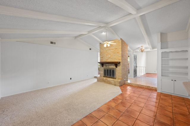 2507 Comburg Castle WAY, Austin, TX 78748