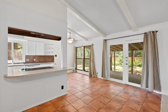 2507 Comburg Castle WAY, Austin, TX 78748