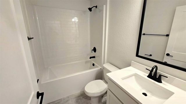 2239 N BISCAYNE DRIVE, North Port, FL 34291