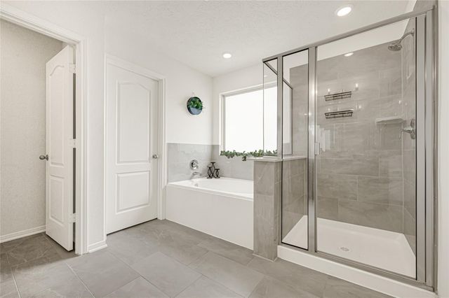 5510 Blackbird Lane, Hitchcock, TX 77563