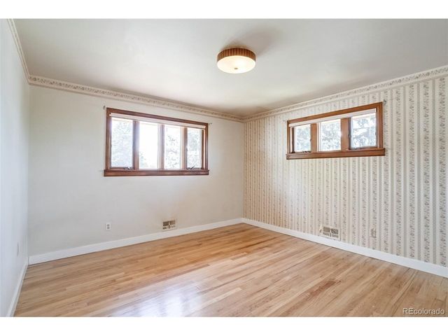 6604 S Lee Ct, Centennial, CO 80121