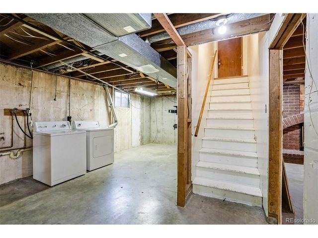 6604 S Lee Ct, Centennial, CO 80121