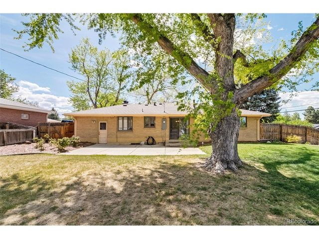 6604 S Lee Ct, Centennial, CO 80121