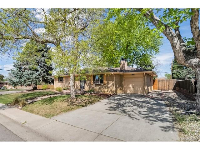 6604 S Lee Ct, Centennial, CO 80121