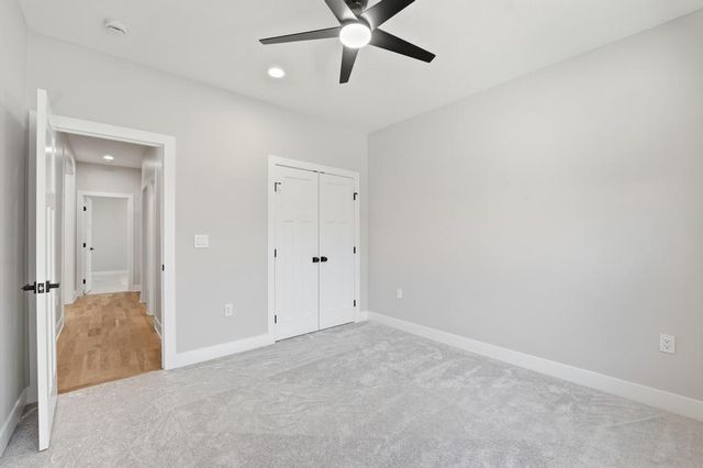 12706 10th Street, Grandview, MO 64030