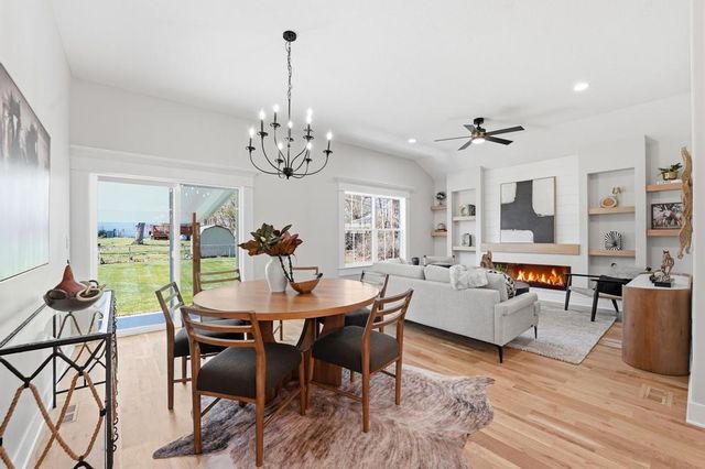 12706 10th Street, Grandview, MO 64030