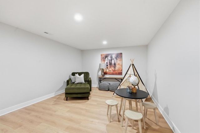 12706 10th Street, Grandview, MO 64030