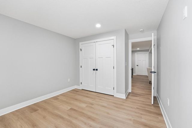 12706 10th Street, Grandview, MO 64030