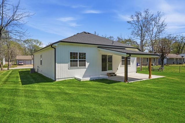 12706 10th Street, Grandview, MO 64030