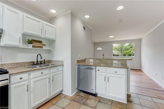 411 Overlook Street, Greensboro, NC 27403