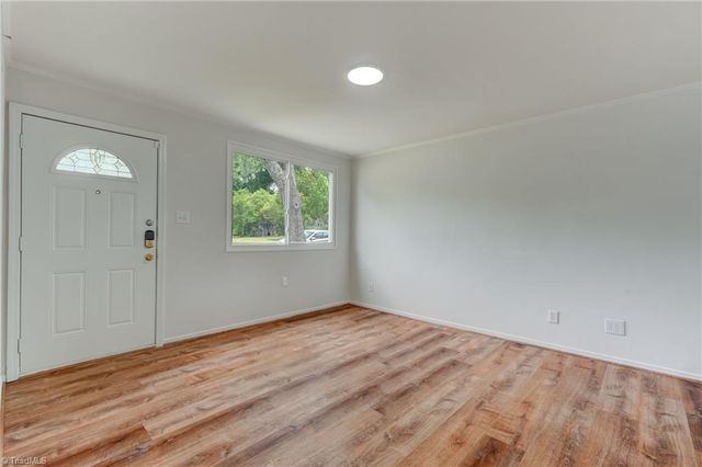 411 Overlook Street, Greensboro, NC 27403