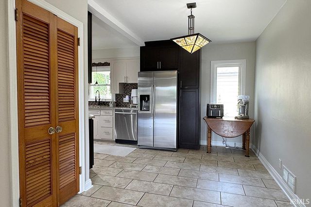 2522 Greenleaf Boulevard, Elkhart, IN 46514