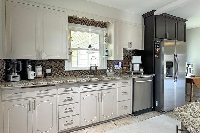2522 Greenleaf Boulevard, Elkhart, IN 46514