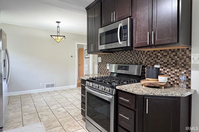 2522 Greenleaf Boulevard, Elkhart, IN 46514