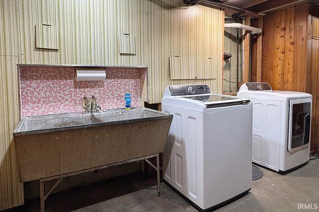 2522 Greenleaf Boulevard, Elkhart, IN 46514