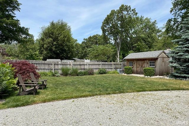 2522 Greenleaf Boulevard, Elkhart, IN 46514