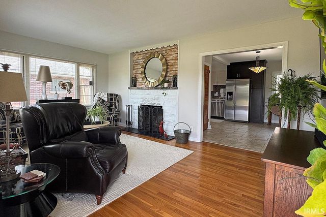 2522 Greenleaf Boulevard, Elkhart, IN 46514