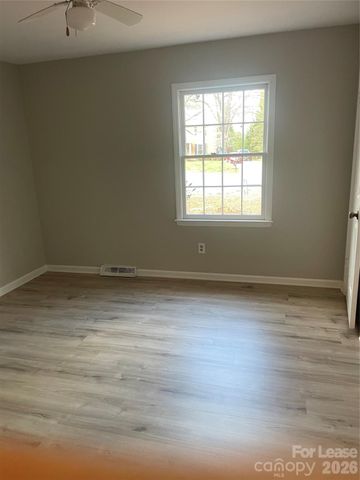 8110 Sidras Court, Charlotte, NC 28270