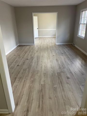 8110 Sidras Court, Charlotte, NC 28270
