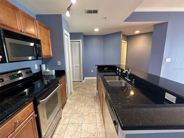 700 S HARBOUR ISLAND BOULEVARD 523, Tampa, FL 33602