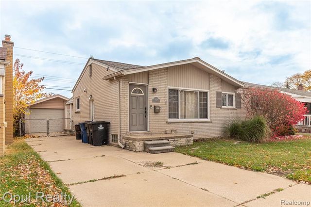 8234 Perrin Avenue, Westland, MI 48185