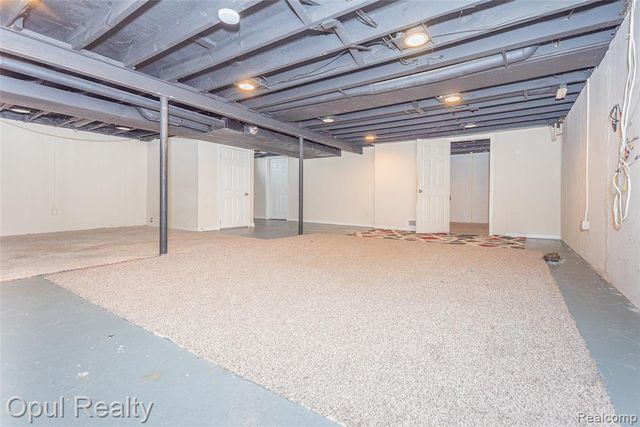 8234 Perrin Avenue, Westland, MI 48185