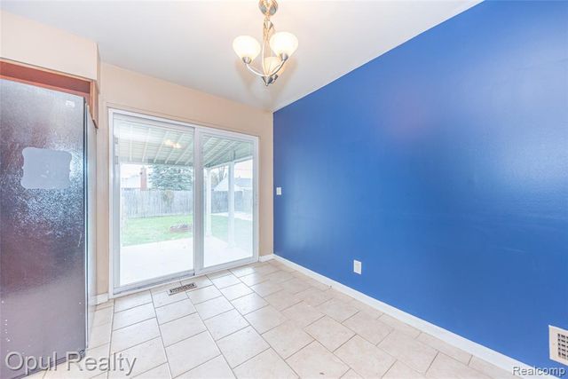 8234 Perrin Avenue, Westland, MI 48185