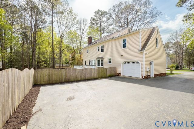 13909 Highpaige Way, Chester, VA 23831