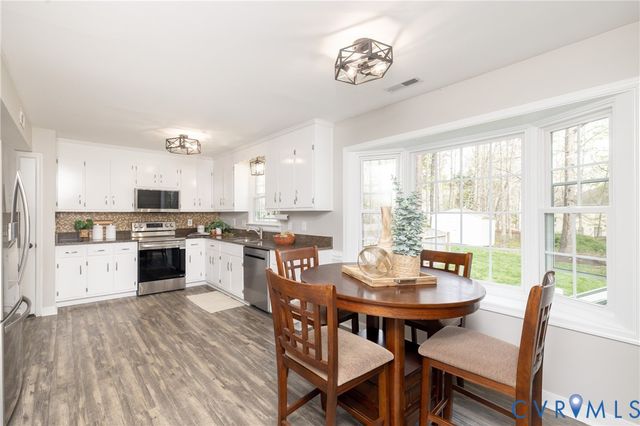 13909 Highpaige Way, Chester, VA 23831