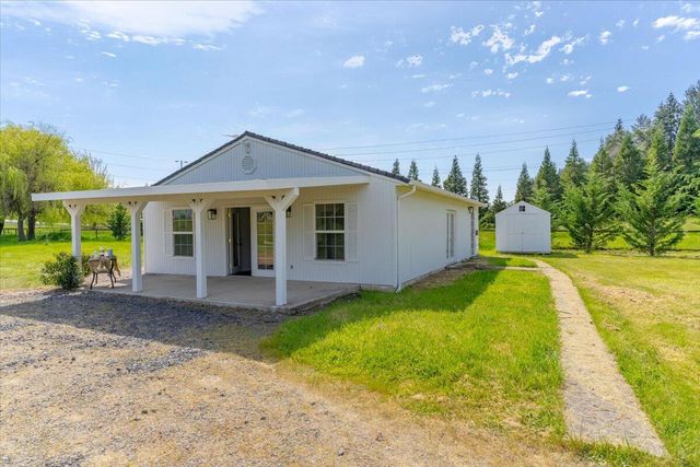 4698 Wallace Road NW, Salem, OR 97304