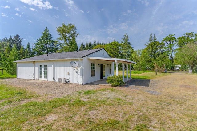 4698 Wallace Road NW, Salem, OR 97304