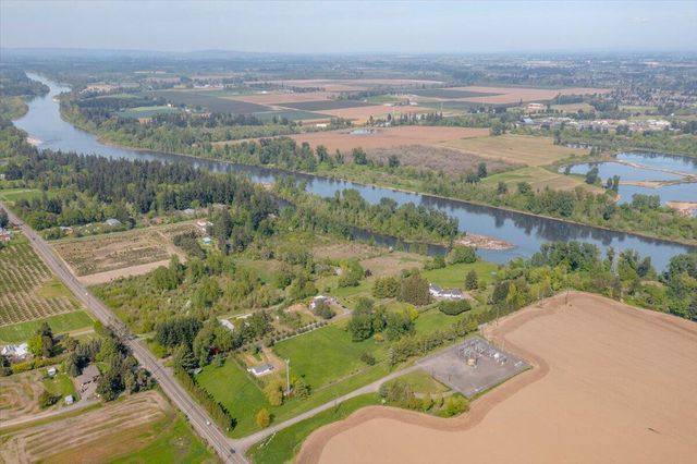 4698 Wallace Road NW, Salem, OR 97304