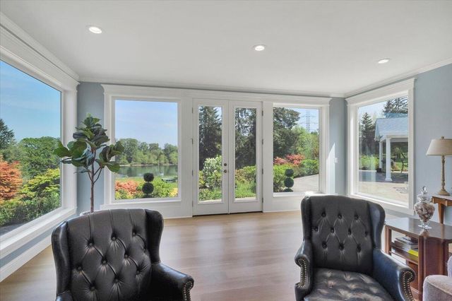 4698 Wallace Road NW, Salem, OR 97304