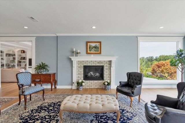 4698 Wallace Road NW, Salem, OR 97304