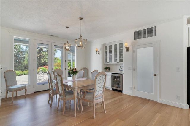 4698 Wallace Road NW, Salem, OR 97304