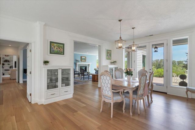 4698 Wallace Road NW, Salem, OR 97304