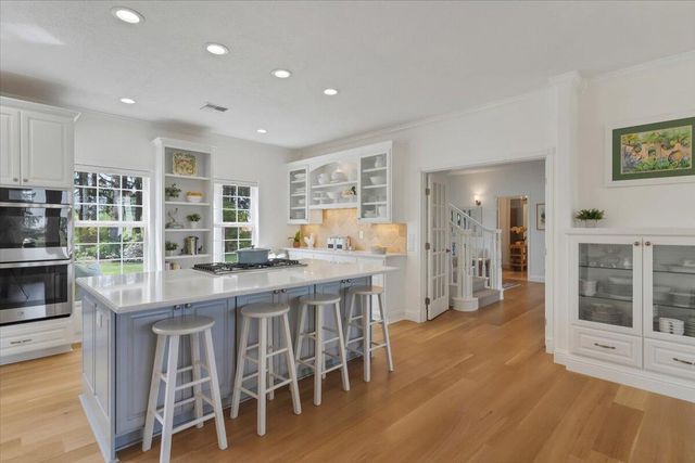 4698 Wallace Road NW, Salem, OR 97304