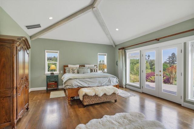 4698 Wallace Road NW, Salem, OR 97304