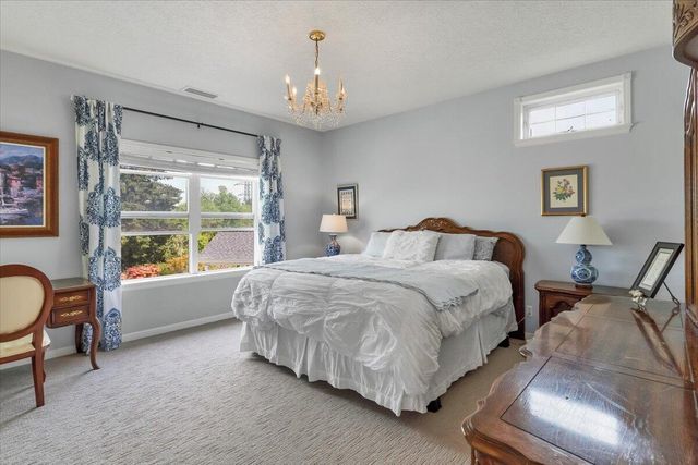 4698 Wallace Road NW, Salem, OR 97304