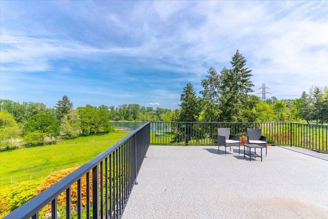 4698 Wallace Road NW, Salem, OR 97304