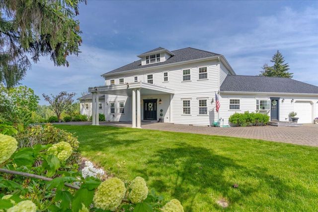 4698 Wallace Road NW, Salem, OR 97304